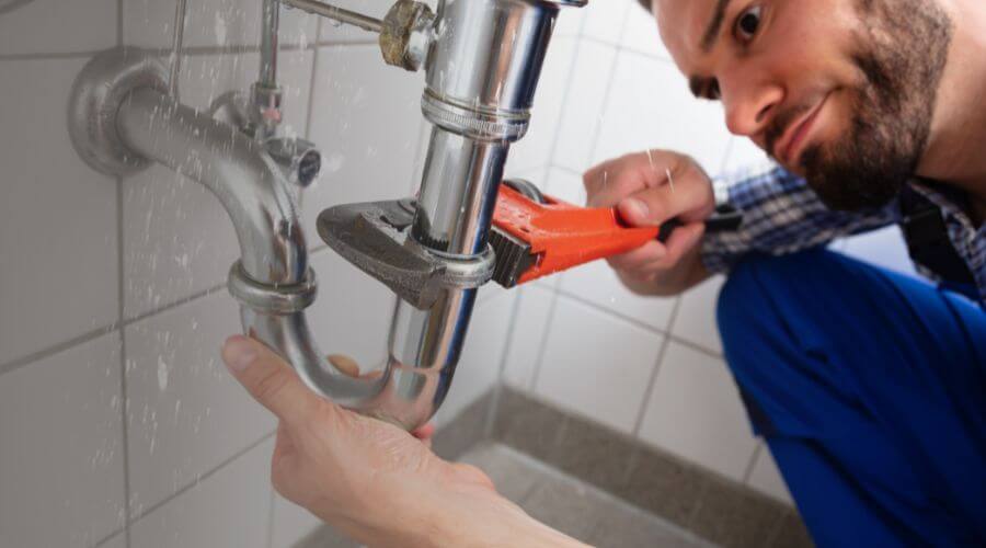 Professional tankless water heater installation in Zanoni, MO